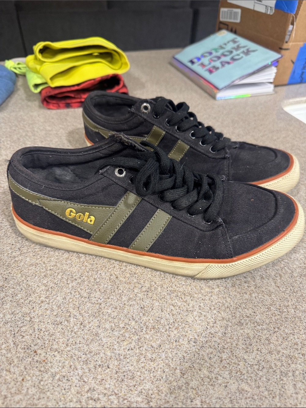 Gola Black & Green Women's Retro Sneakers with Gum Sole - Picture 2 of 6